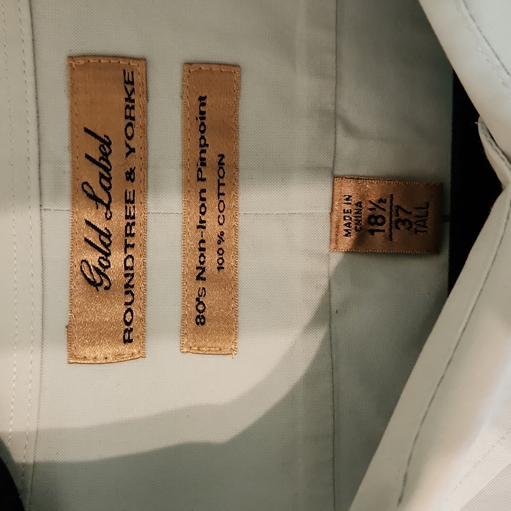 Dress shirt no iron - Picture 2 of 3